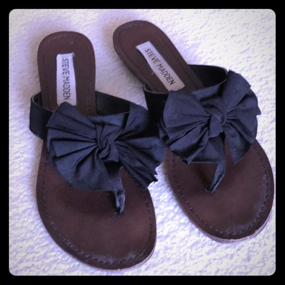 Steve Madden Bow Flip Flops - Size 6